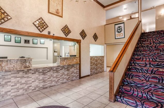Americas Best Value Inn & Suites Fort Collins - Photo2
