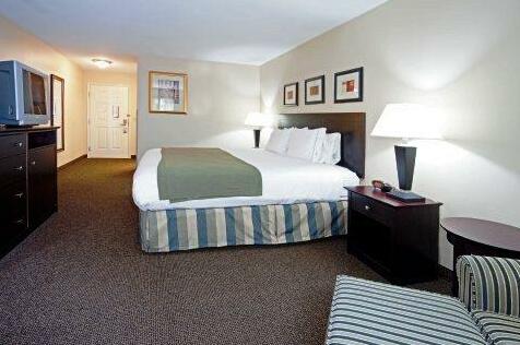 Holiday Inn Express Hotel & Suites Fort Collins - Photo3