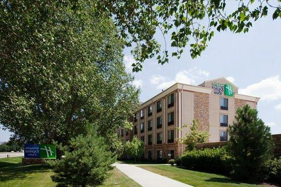 Holiday Inn Express Hotel & Suites Fort Collins - Photo4