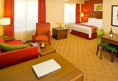 Residence Inn by Marriott Fort Collins - Photo5