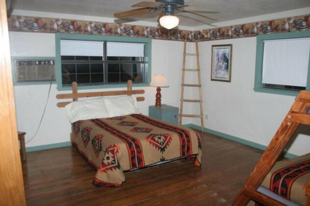 Fort Davis Drug Store and Hotel - Photo4