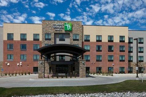Holiday Inn Express Hotel & Suites Fort Dodge - Photo5