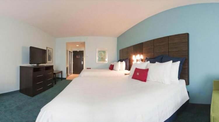 Crowne Plaza Hotel & Resorts Fort Lauderdale Airport/ Cruise - Photo3