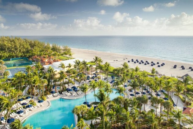 Fort Lauderdale Marriott Harbor Beach Resort & Spa - Photo2
