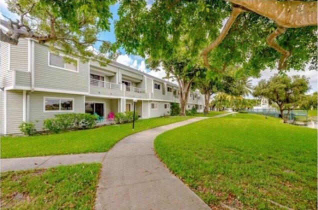 Lake Apartment 5 miles from For Lauderdale Beach