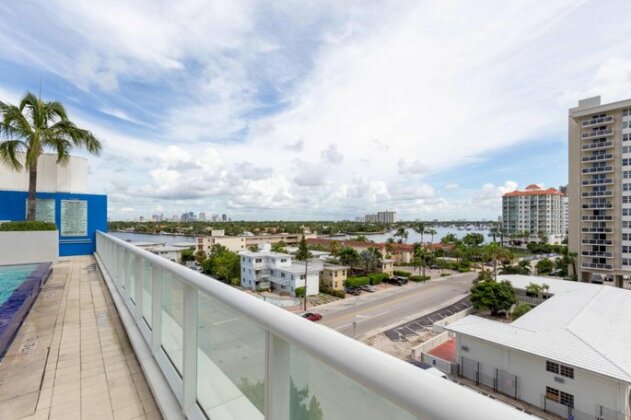 Upscale Condo Hotel in Fort Lauderdale Beach Apartments