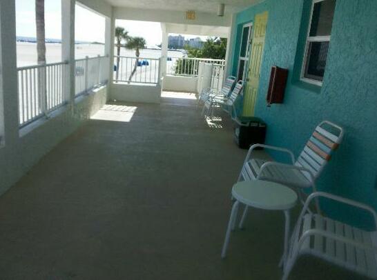 Carousel Beach Inn Fort Myers Beach - Photo4