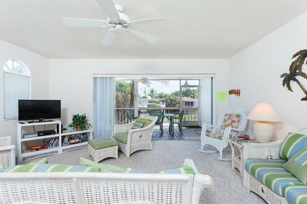 Erwin's Beach House 1 by Vacation Rental Pros - Photo2