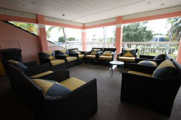 Lighthouse Resort Inn & Suites Fort Myers Beach - Photo3