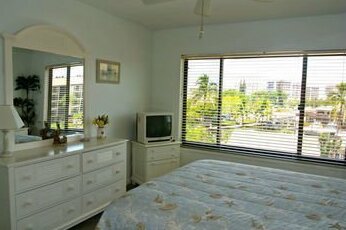 Santa Maria Harbour Resort 302 - Photo3