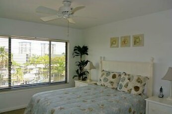 Santa Maria Harbour Resort 302 - Photo4