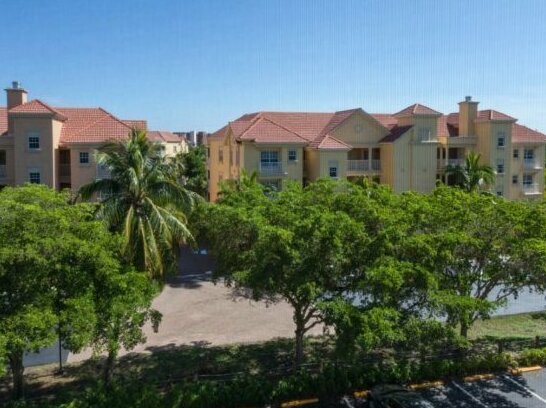 Santa Maria Harbour Resort - Three Bedroom Condominium 417