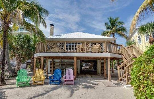 The Crow's Nest Gulf Front 2 Br Home By Redawning