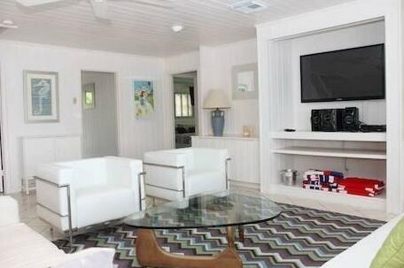 White Sand Cottage by Vacation Rental Pros - Photo2