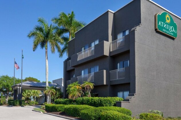 La Quinta Inn & Suites Ft Myers Sanibel Gateway