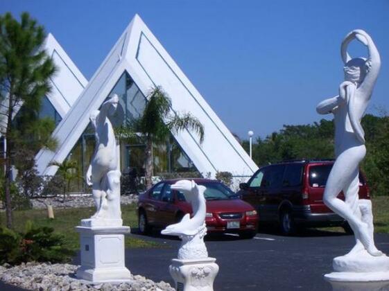 Pyramid Village Park - Fort Myers