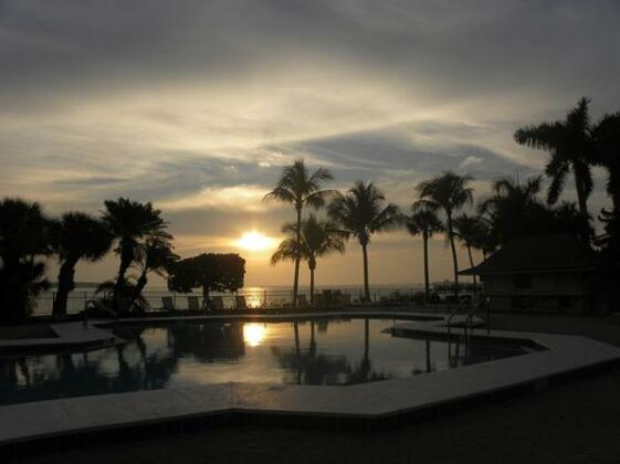 Resort Harbour Properties - Fort Myers / Sanibel Gateway - Photo2
