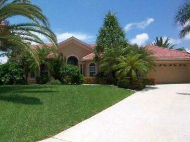 Villa Rose Fort Myers