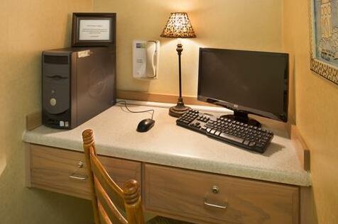 Holiday Inn Express Hotel & Suites Fort Payne - Photo2