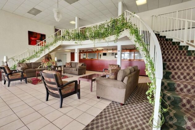Days Inn by Wyndham Fort Pierce Midtown - Photo2