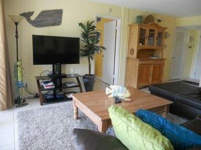 Ocean Village Capstan 315 - Photo5