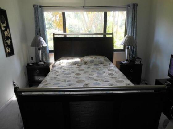Ocean Village Coral Cluster 1013 - Photo3