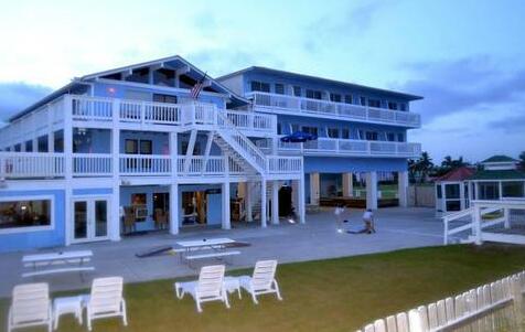 Rhumcay Beach Resort and Grille - Photo2