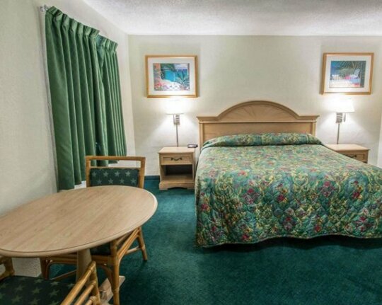 Rodeway Inn Fort Pierce - Photo2