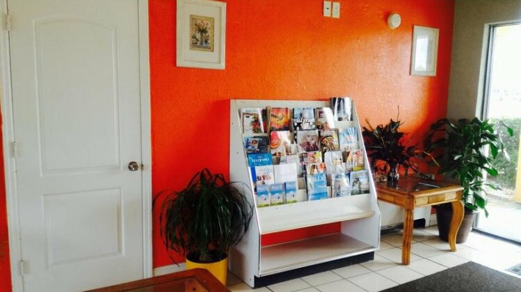 Sunset Inn Fort Pierce - Photo4