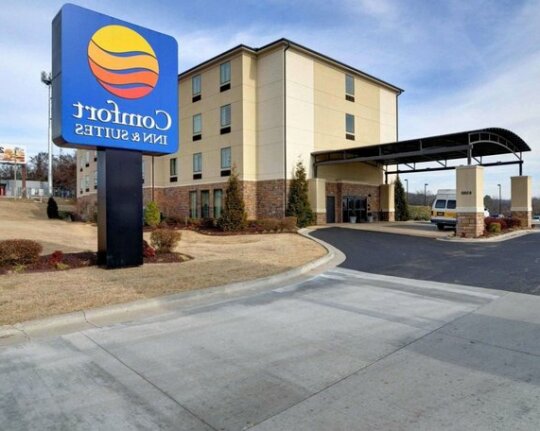 Comfort Inn & Suites Fort Smith I-540 - Photo2