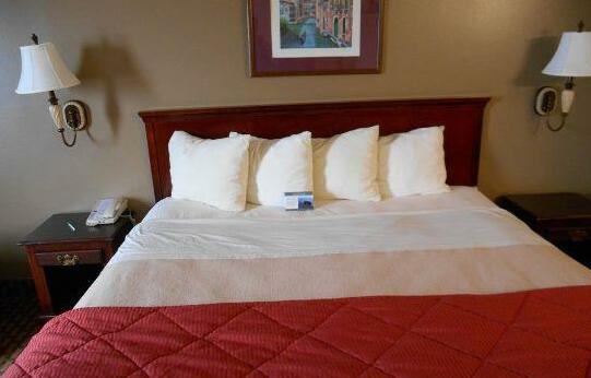 GuestHouse Inn Fort Smith - Photo3