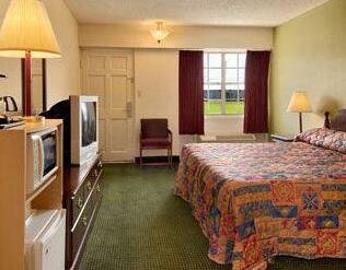 River Valley Inn & Suites - Photo4