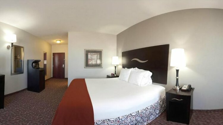 Holiday Inn Express Hotel and Suites Fort Stockton - Photo5