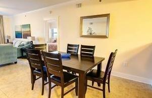2 Br Condo With Two Masters - Photo4