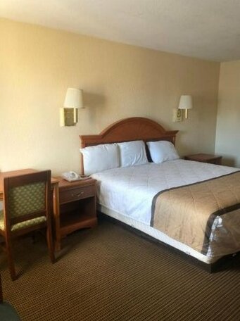Holiday Lodge and Suites - Fort Walton Beach - Photo2