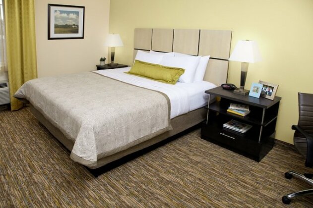 Candlewood Suites Dallas Fort Worth Fossil Creek - Photo5
