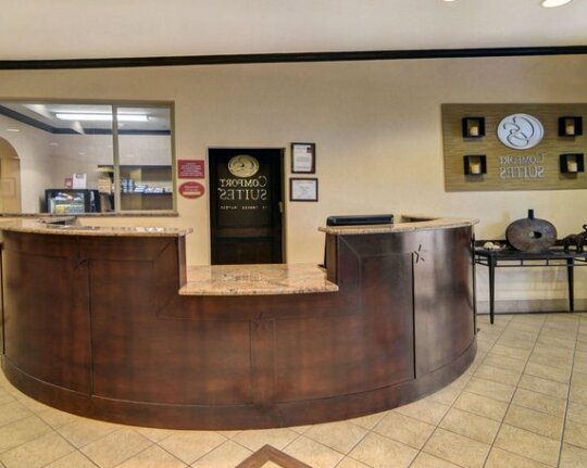 Comfort Suites Fort Worth South - Photo4