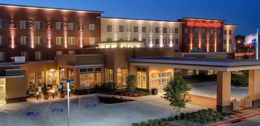 Hilton Garden Inn Fort Worth Medical Center - Photo2