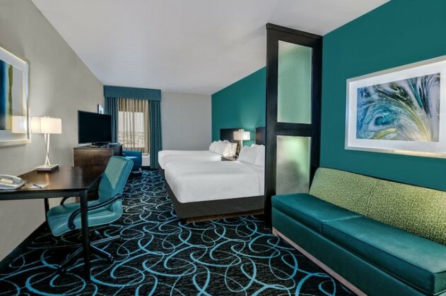 Holiday Inn Express Hotel and Suites Fort Worth/I-20 - Photo4