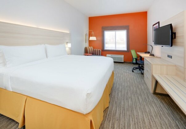 Holiday Inn Express Hotel & Suites Burleson/Ft Worth - Photo5