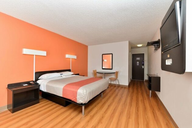 Motel 6 Fort Worth - Downtown East - Photo4