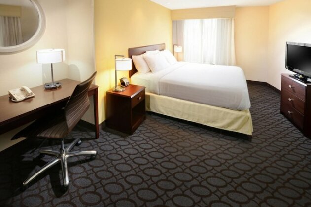SpringHill Suites Fort Worth University - Photo4