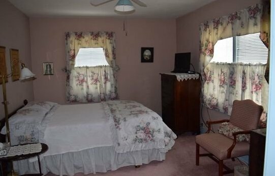 Pheasant Country Inn Bed & Breakfast - Photo3