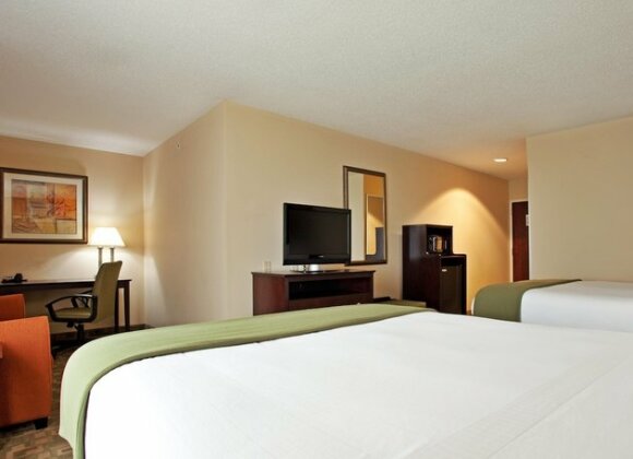 Holiday Inn Express Hotel & Suites Franklin Franklin - Photo4