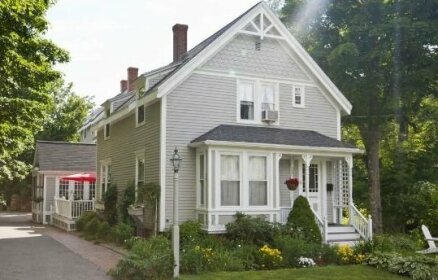 James Place Inn Bed and Breakfast