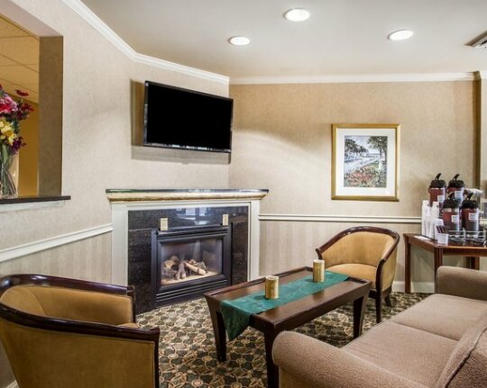 Quality Suites Freeport - Photo3