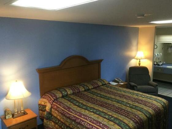 Brush Country Inn & Suites - Photo3