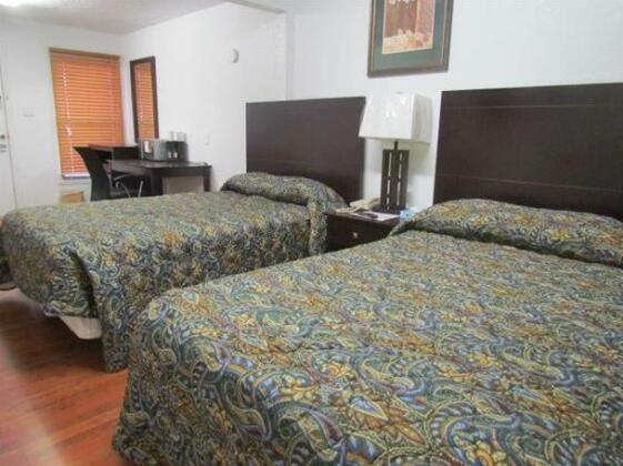 Budget Inn & Suites Freer - Photo5