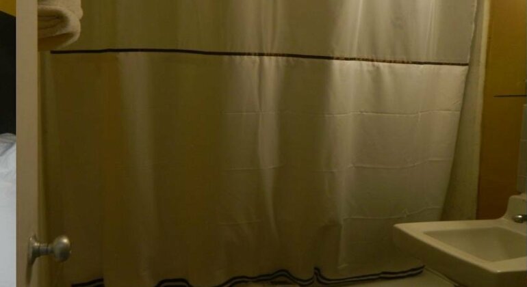 Freer Motel - Photo5