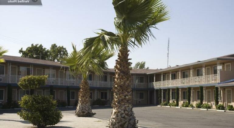 Holiday Motel Fresno - Photo5